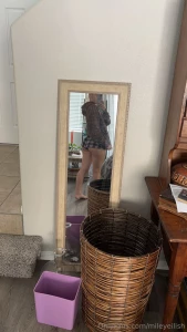 Ass and legs from the back