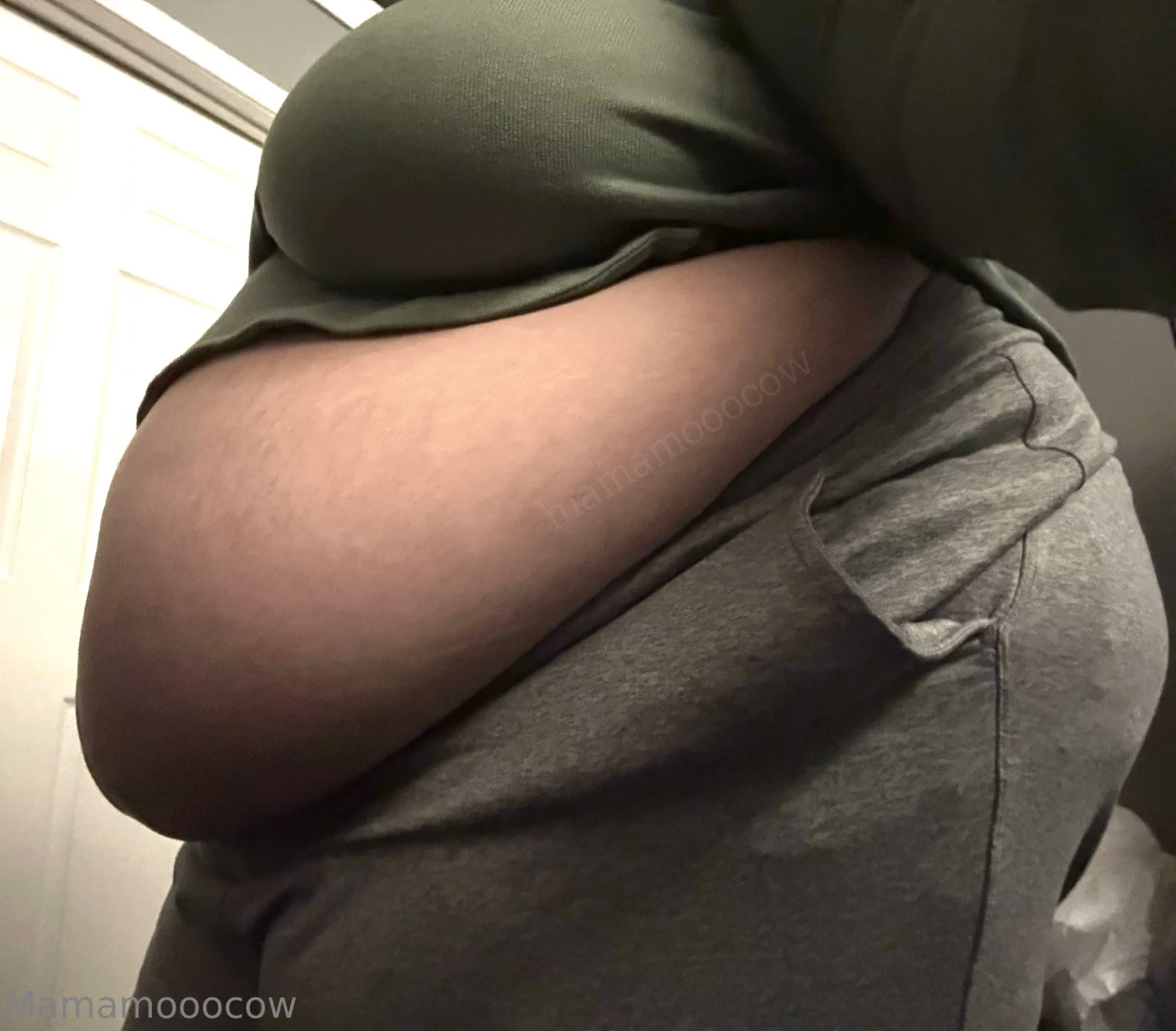 Do you love how low my belly is starting to hang part 1 