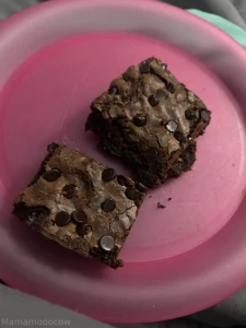 My head and knees hurt bad but at least i have brownies