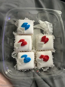 Had 2 trays of these for dessert