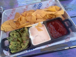 Hot day but ate lots while looking cute part 4