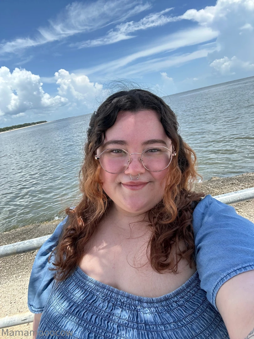 Hot day but ate lots while looking cute 