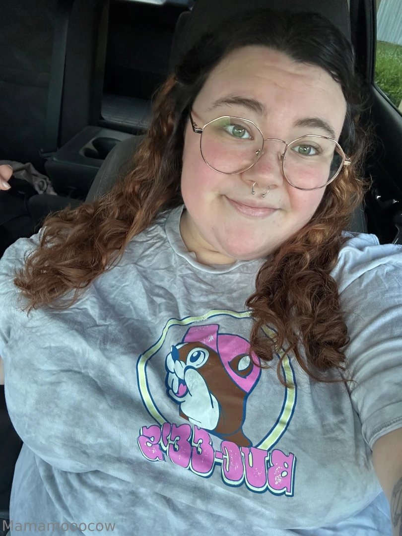 Went for a little drive painted my toes but can barely reach lol they part 1 