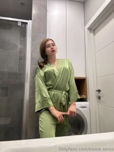 Gr e aus dem badezimmer