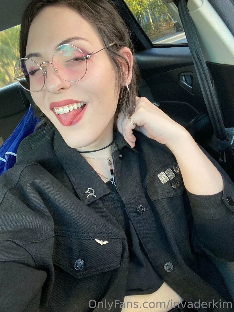 Swipe to watch me jerk us together enby-punk part 1 