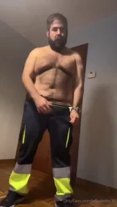 I arrive from horny work and i want ass to fuck and leave him pregnant