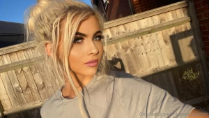 Chloeeelizabethh part 74412