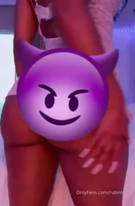 Bootyhole play liftin up dis dress n fingering dis juicy ass n part 1