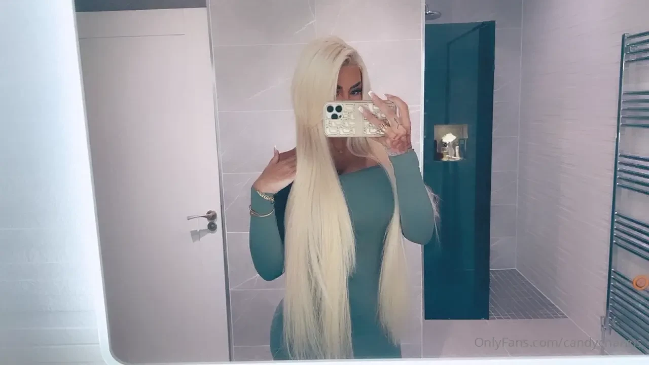 Shall i keep my hair ultra blonde 