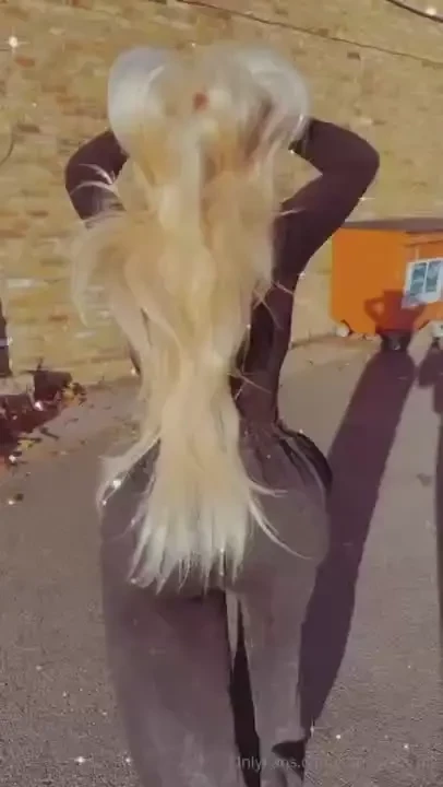 Blonde part 11 