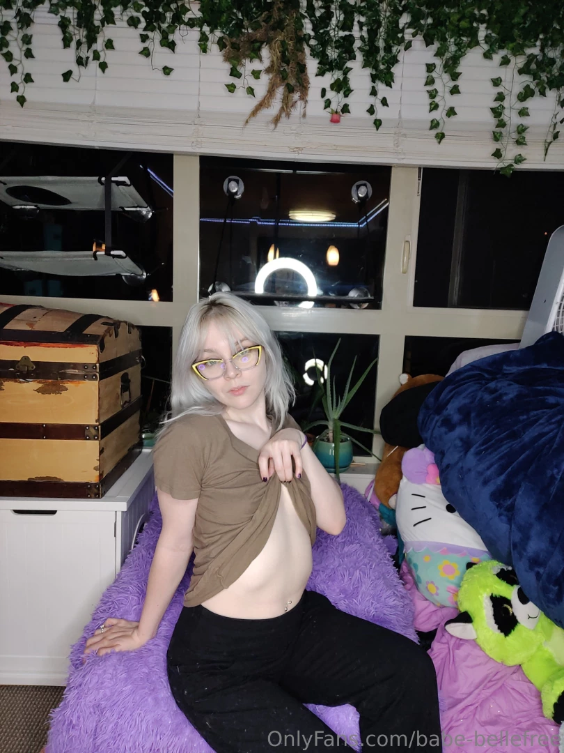 Kiss my tummy my ass is on the paid site but you can kiss that 2 if 