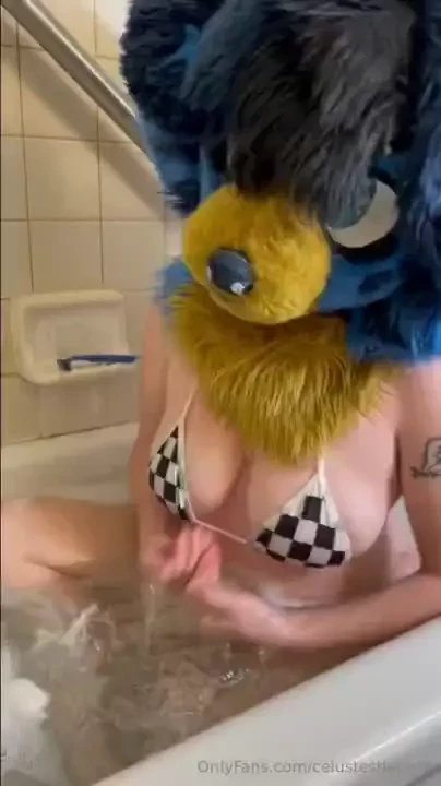 Pup bath time come join this blue doggo in getting all wet and soapy 