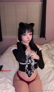 Oopps i forgot to wear panties