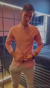 Ad hey guys check out my buds johnson_harry - i can t wait to film