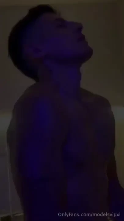 B o y l a t i n v i p 6usd only six dollars 6 photos amp videos 