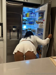 Staring won t fix your craving baby dm me