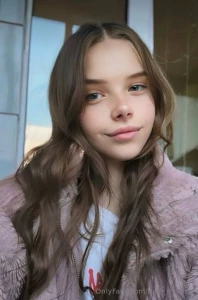 Text her karolina_wow she s online right now lick me all over amp call part 15