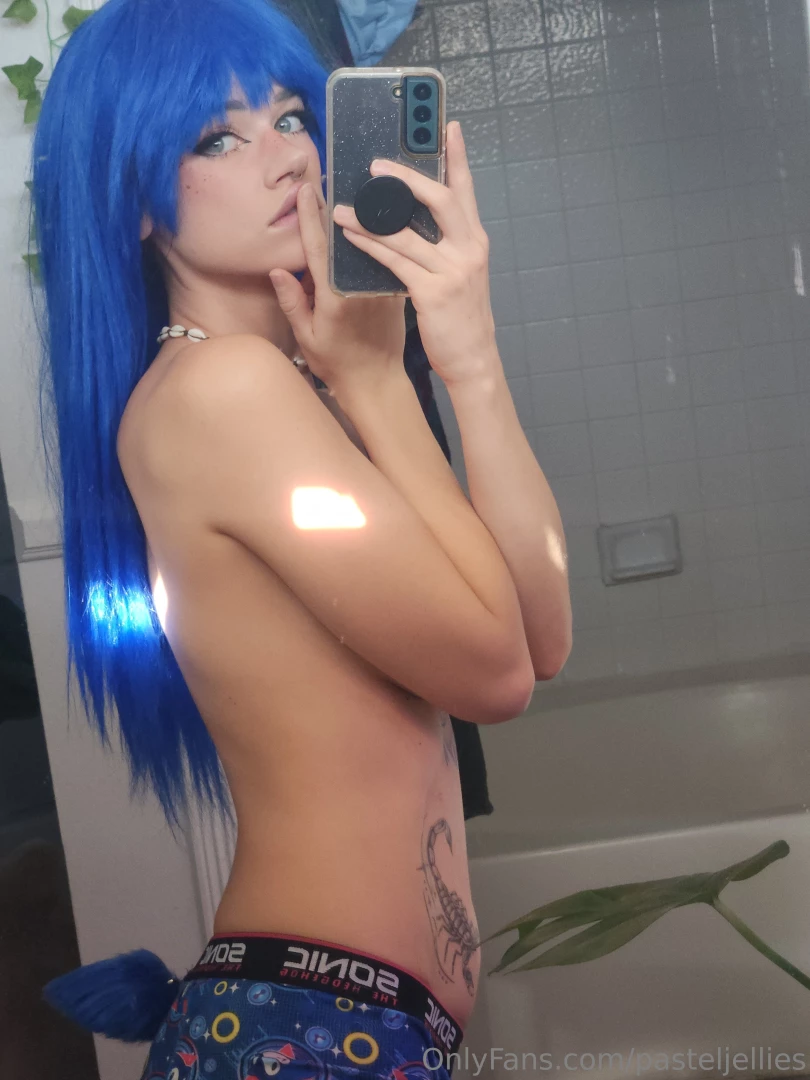 Just sent out the nipslip tiktok dance video set check ur dms dm me if 