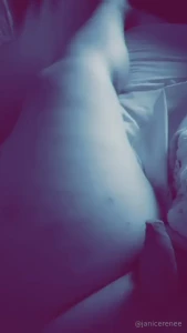 Going to bed right now a little horny thanks to some of you in my dms