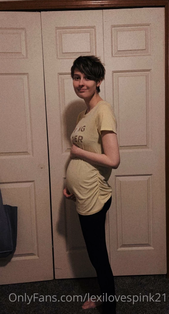 My last pics i took of my baby bump 