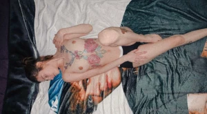 Did a little photo shoot obviously can t show my pussy because of the part 1