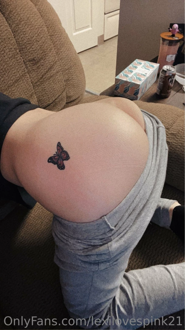 Tip if you want to fuck me in doggy and cum so deep inside of my tight 