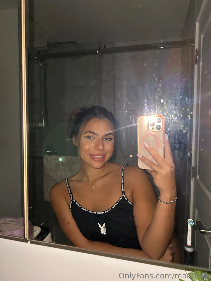 Queen of never sleeping 