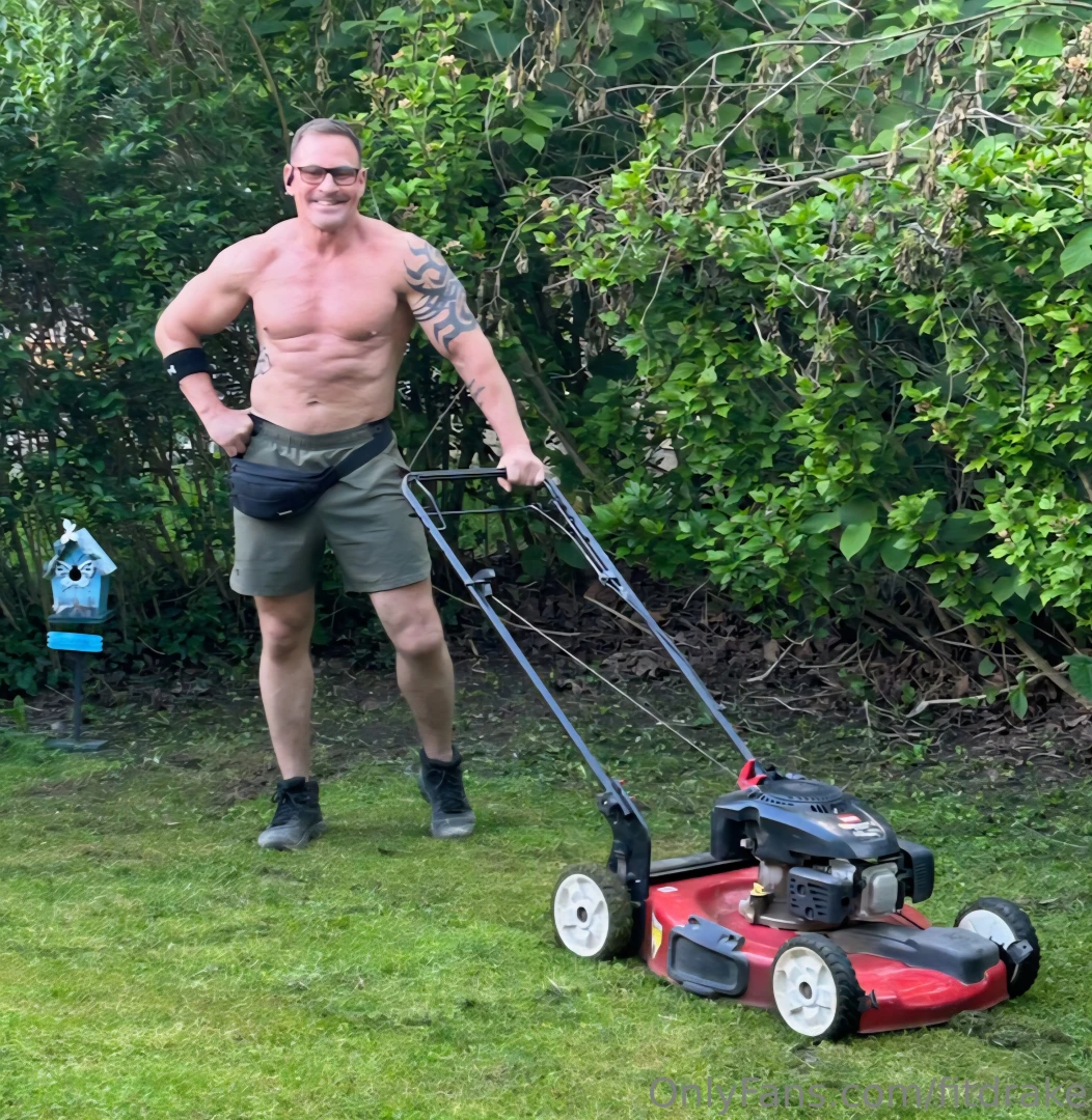 Time to mow the lawn 