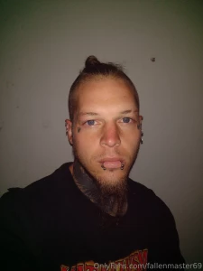 It s not like i am tryin to summon pussy or something