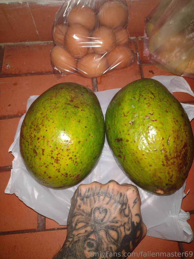 In love with the ghetto never seen so big so good for so cheap 2 50 