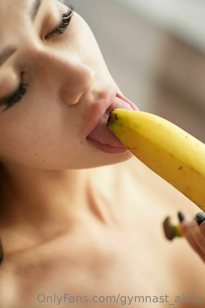 Imagine your hard banana 