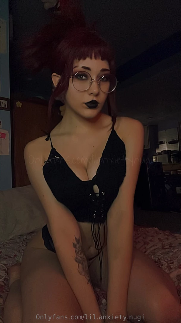 You like the glasses you say 