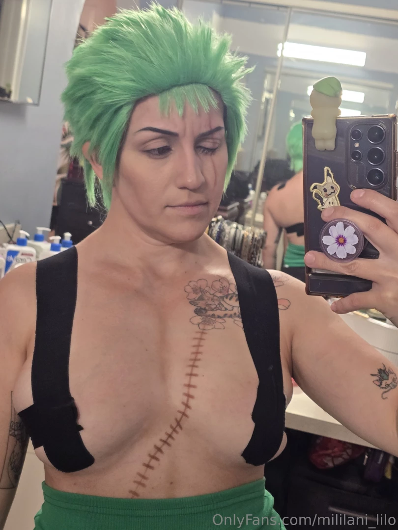 How i try to hide my titties when doing male characters thank god zoro part 2 