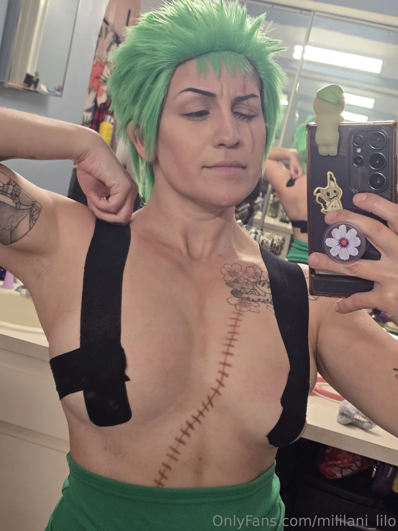 How i try to hide my titties when doing male characters thank god zoro part 3 