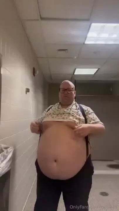 Quick belly play at work let s get this overhang to my knees 