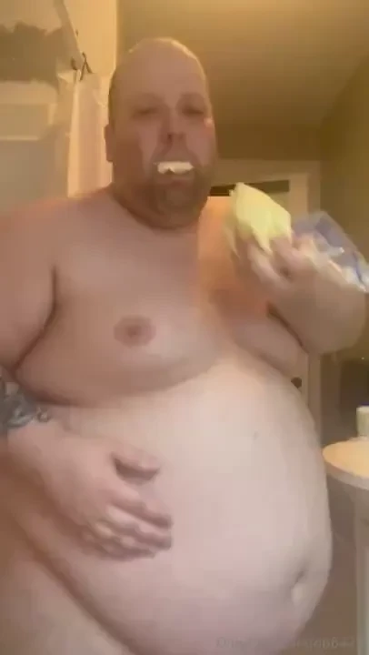 Trying my first getbigr s gainer pudding in lemon it s also my first 