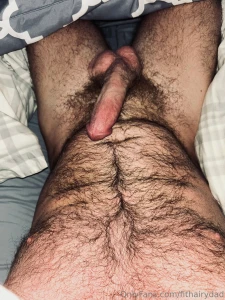 Morning everyone this thing kept poking me and woke me up