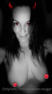 Happy titty tuesday part 984