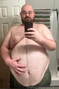 Stuffed myself with pizza last night part 1