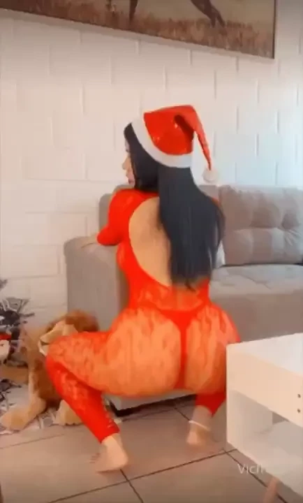 Feliz navidad bb la fiesta es en los dms vienes 