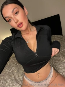 Babe i get way more personal in vip cum find out kyliereedprivate