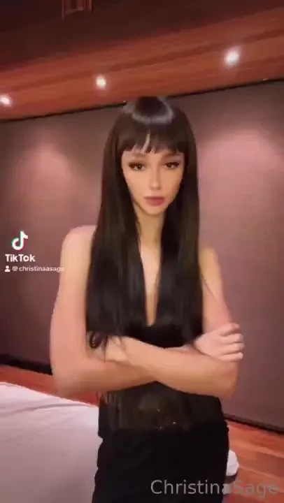 I know i come off a lil bratty on here but i m just a lil angel on the 