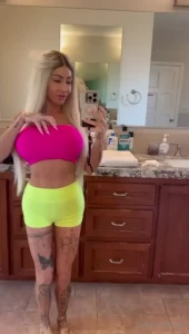 Danaemari is giving you a free 30 day trial come and check out her