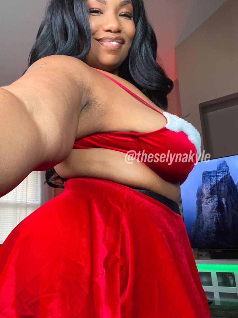 Make me moan your name this christmas 