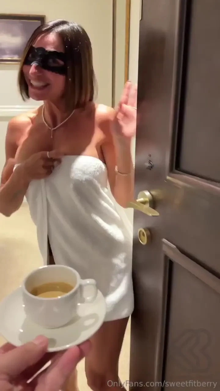 Nuovo video room service joi cock control real nudo conto alla 