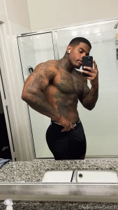 When working out hard what s playing in my headphones