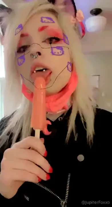 Sweet cold little treat for foxxo part 1 