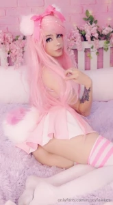 Wagging my tail when i see you 3 there are pussy pics and a couple part 9