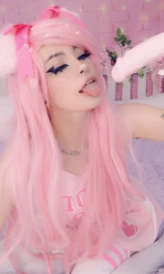 Wagging my tail when i see you 3 there are pussy pics and a couple part 8