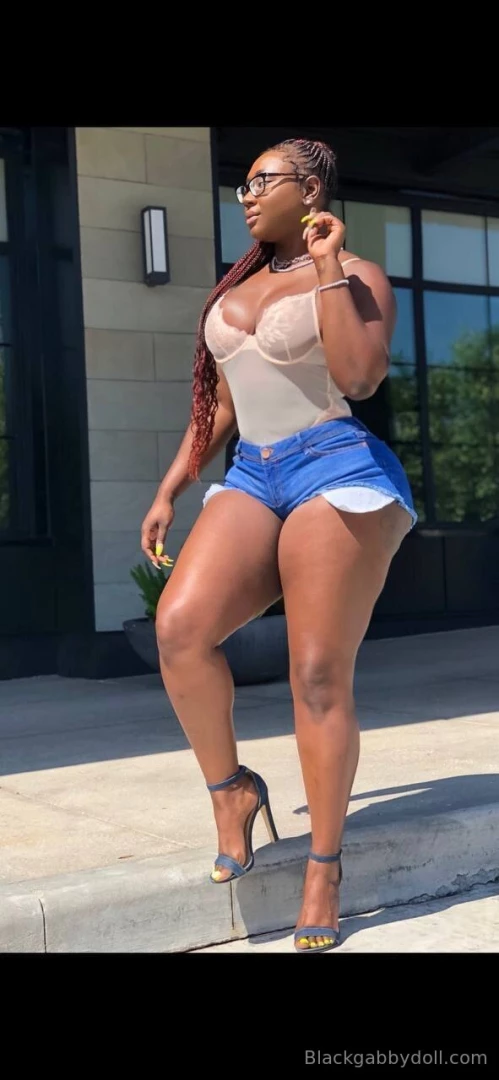Do you like me on heels 